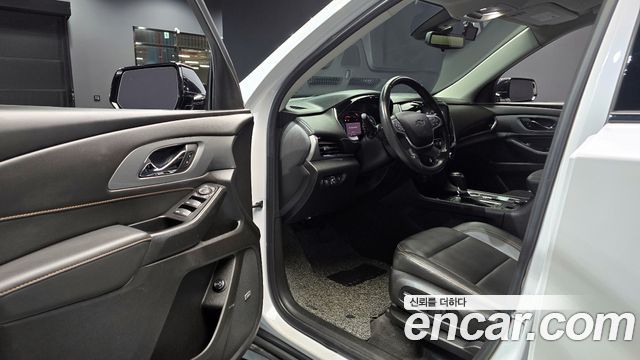 Chevrolet Traverse 3.6 AWD RS 2020 — фото 11
