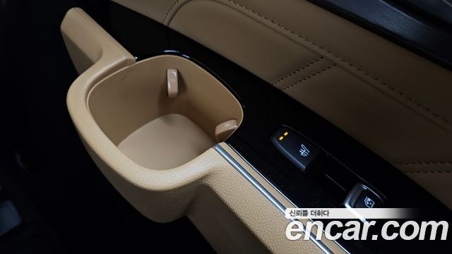 Kia Sorento (IV) HEV 1.6 2WD Gravity 2023 — фото 18