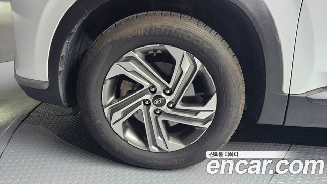 Hyundai Santa Fe Diesel 2.2 2WD Prestige 2021 — фото 5