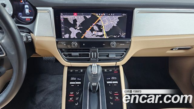 Porsche Macan 2.9 S 2022 — фото 16