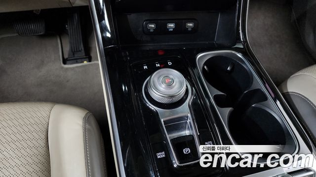 Kia Carnival (IV) Gasoline 7-Seater Hi-Limousine Signature 2021 — фото 9