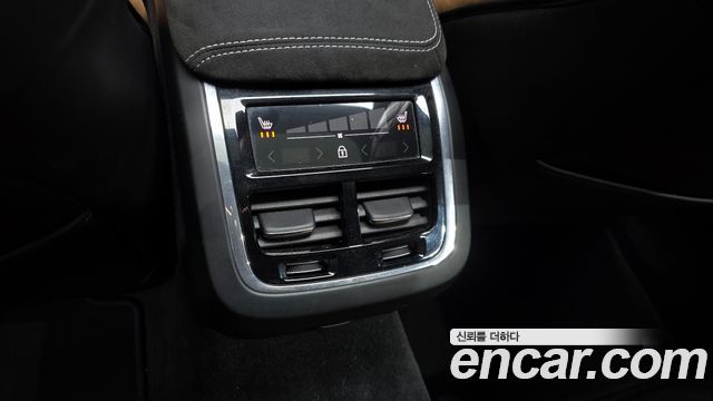 Volvo V60 Cross Country (II) B5 Pro AWD 2021 — фото 23