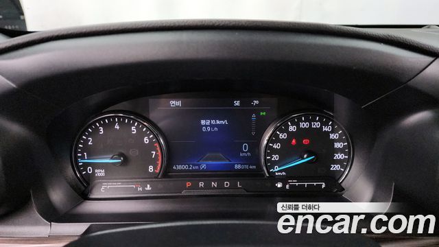 Ford Explorer (VI) 2.3 LimIted 4WD 2022 — фото 8