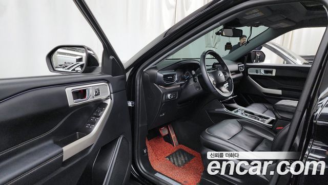 Ford Explorer (VI) 2.3 LimIted 4WD 2022 — фото 10