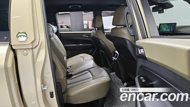 KG Mobility (SsangYong) Rexton Sports Khan Diesel 2.2 4WD Culman Noblesse 2024 — фото 12