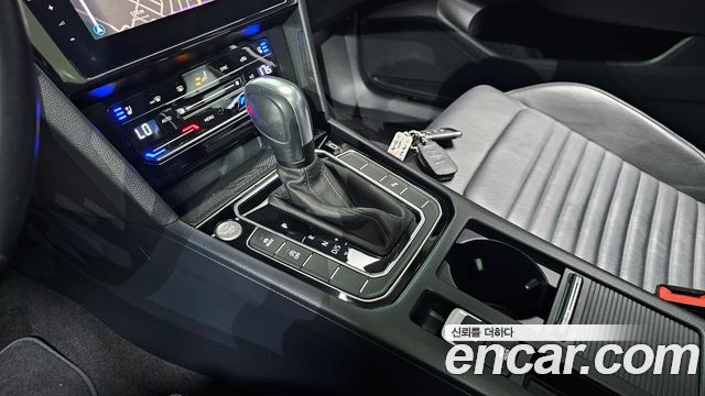 Volkswagen Passat GT (B8) 2.0 TDI Prestige 2022 — фото 9