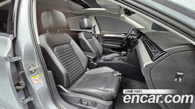 Volkswagen Passat GT (B8) 2.0 TDI Prestige 2022 — фото 10
