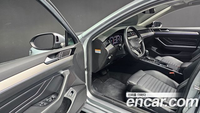 Volkswagen Passat GT (B8) 2.0 TDI Prestige 2022 — фото 12