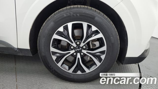 Kia Carnival (IV) Diesel 9-Seater Prestige 2023 — фото 5