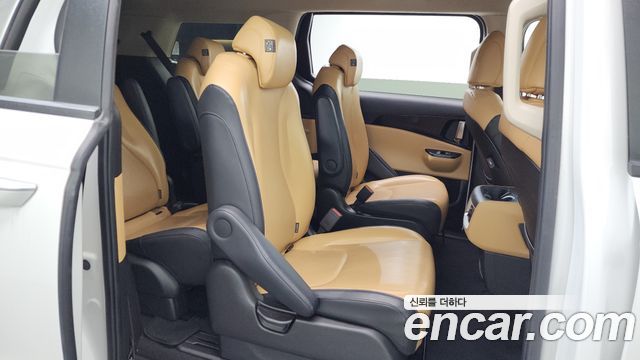 Kia Carnival (IV) Diesel 9-Seater Prestige 2023 — фото 12