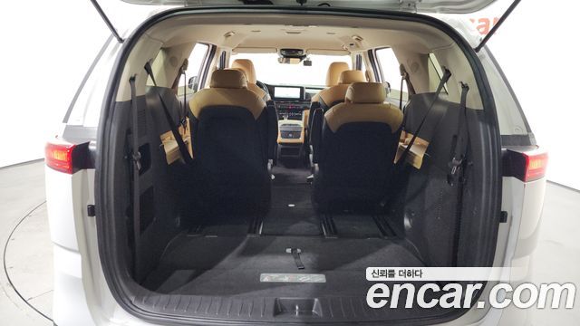 Kia Carnival (IV) Diesel 9-Seater Prestige 2023 — фото 20