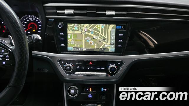 KG Mobility (SsangYong) Beautiful Korando Gasoline 1.5 2WD C5 Plus 2022 — фото 15