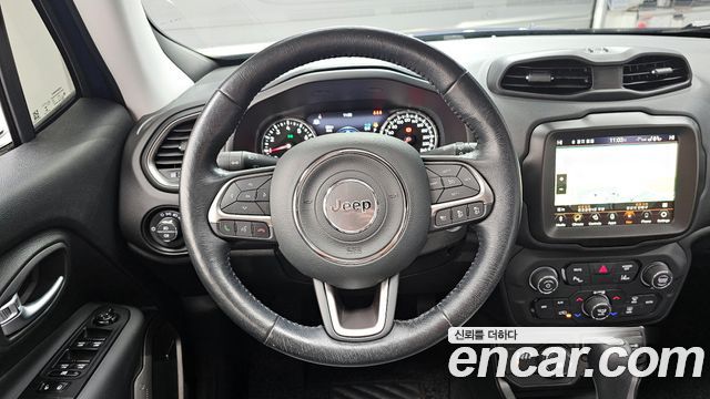 Jeep Renegade 2.4 Limited AWD 2021 — фото 13