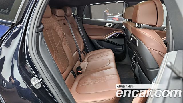 BMW X6 (G06) xDrive40d M Sport Online Exclusive 2025 — фото 16