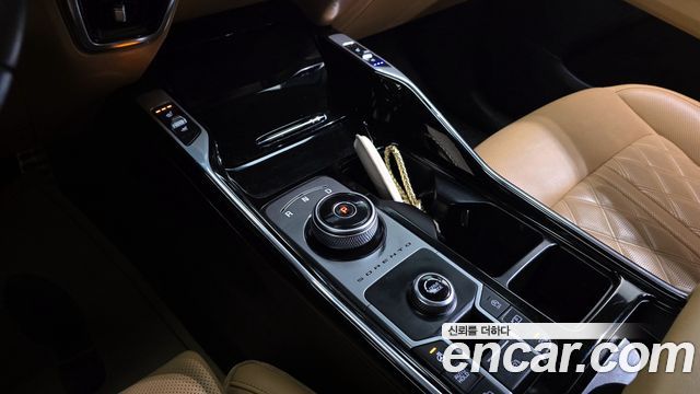 Kia Sorento (IV) Gasoline 2.5T 2WD Signature 2021 — фото 9