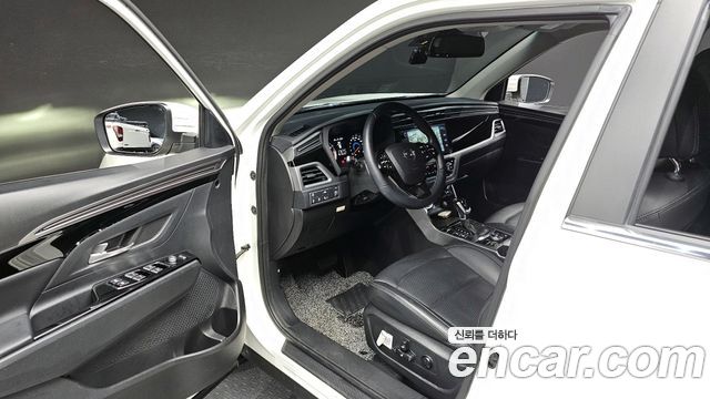 KG Mobility (SsangYong) Beautiful Korando Gasoline 1.5 2WD C5 Plus 2022 — фото 11
