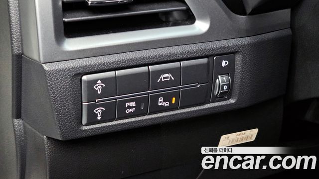 KG Mobility (SsangYong) Beautiful Korando Gasoline 1.5 2WD C5 Plus 2022 — фото 17