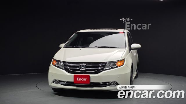 Honda Odyssey 3.5 4th 2015 — фото 3