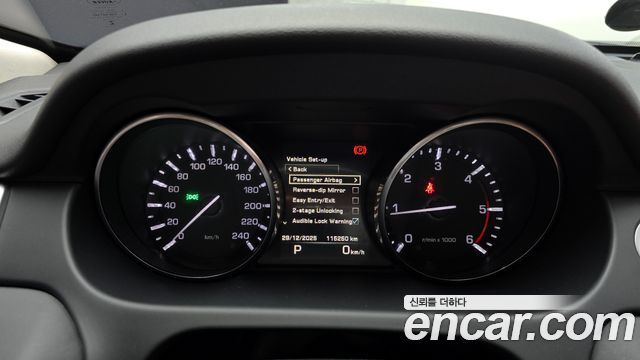 Land Rover Discovery Sport 2.0 TD4 HSE Luxury 2016 — фото 8