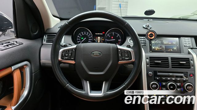 Land Rover Discovery Sport 2.0 TD4 HSE Luxury 2016 — фото 13