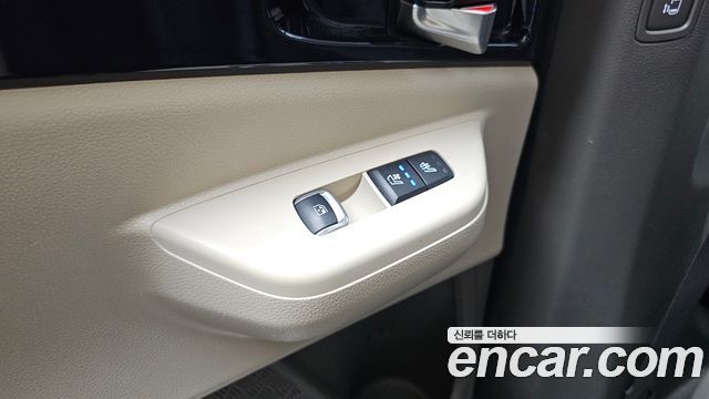 Kia Carnival (IV) Gasoline 7-Seater Hi Limousine Signature 2024 — фото 22