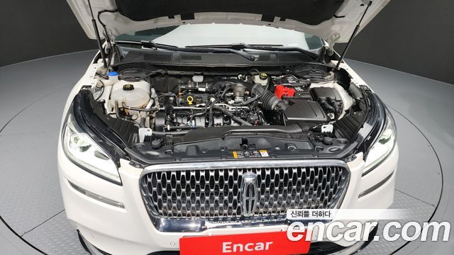 Lincoln Corsair 2.0 Reserve AWD 2021 — фото 6