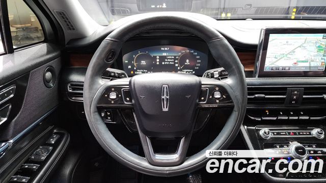 Lincoln Corsair 2.0 Reserve AWD 2021 — фото 13