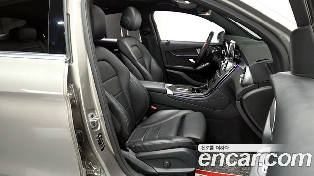 Mercedes-Benz GLC-Class (X253) GLC300e 4MATIC Coupe 2021 — фото 11