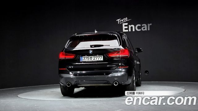 BMW X1 (F48) xDrive 20i M Sport 2021 — фото 4