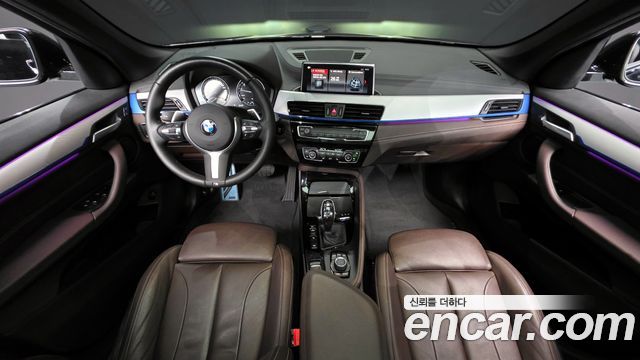 BMW X1 (F48) xDrive 20i M Sport 2021 — фото 7