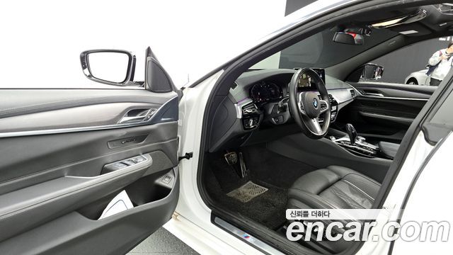 BMW 6 Series GT (G32) 620d M Sport 2022 — фото 11