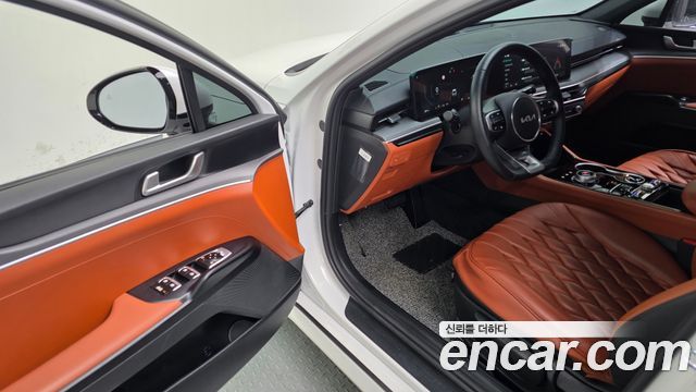 Kia K5 (III) 1.6 Turbo Prestige 2025 — фото 11