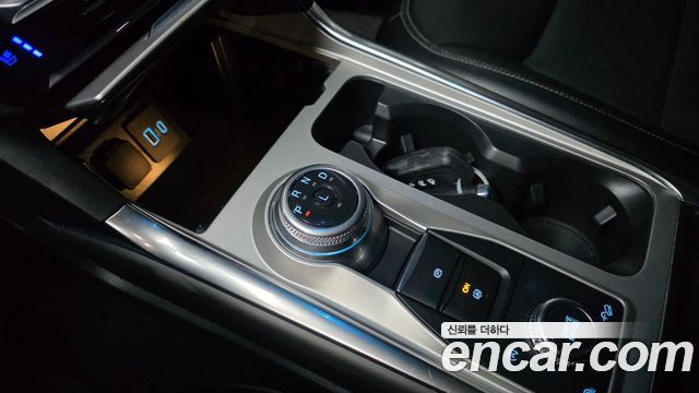 Ford Explorer (VI) 2.3 LimIted 4WD 2022 — фото 9