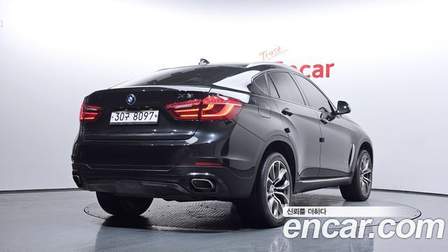 BMW X6 (F16) xDrive 40d 2015 — фото 2