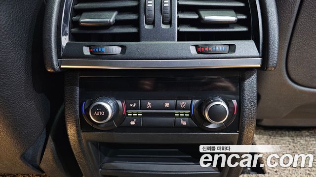 BMW X6 (F16) xDrive 40d 2015 — фото 18