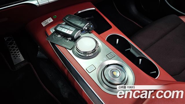 Genesis GV70 2.5T Gasoline AWD 2022 — фото 9