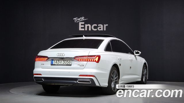 Audi A6 (C8) 40 TDI Quattro Premium 2022 — фото 2