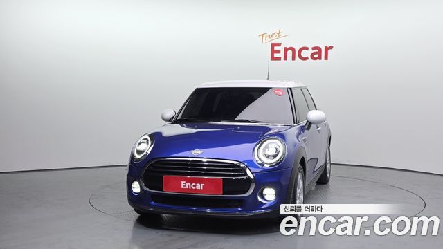 MINI Cooper 5Door Standard 3rd 2019 — фото 3