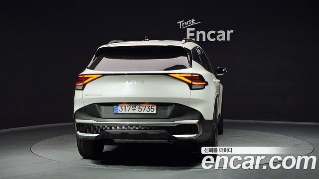 Kia Sportage (V) Gasoline 1.6 Turbo 2WD Signature Gravity 2022 — фото 4