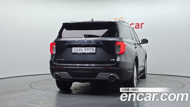 Ford Explorer (VI) 2.3 LimIted 4WD 2020 — фото 4