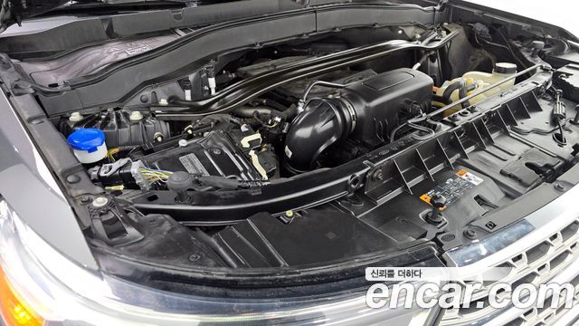 Ford Explorer (VI) 2.3 LimIted 4WD 2020 — фото 6