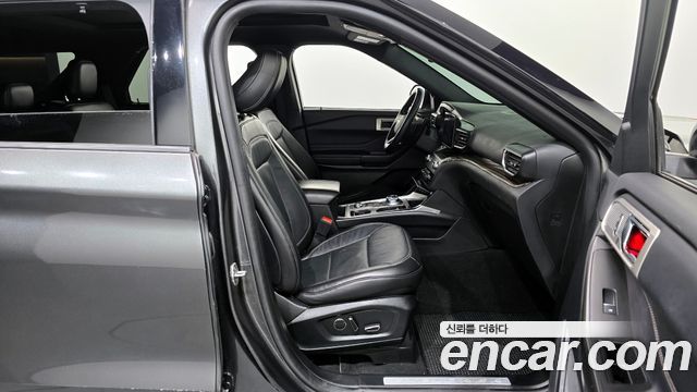 Ford Explorer (VI) 2.3 LimIted 4WD 2020 — фото 11