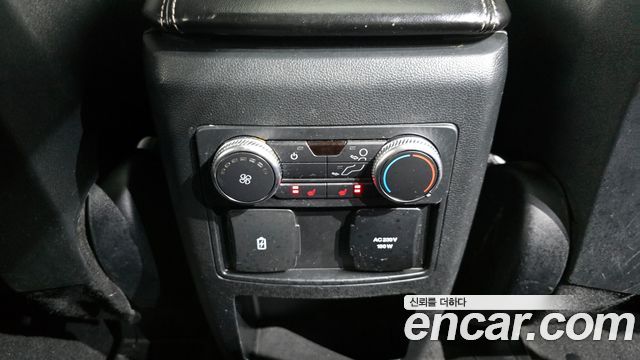 Ford Explorer (VI) 2.3 LimIted 4WD 2020 — фото 19