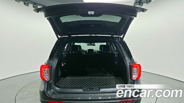 Ford Explorer (VI) 2.3 LimIted 4WD 2020 — фото 20