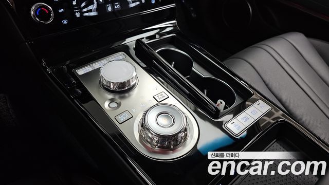 Genesis G80 (RG3) Gasoline 2.5 Turbo 2WD 2025 — фото 9