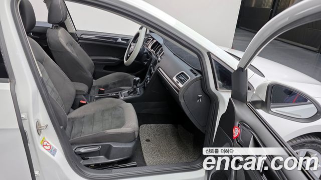 Volkswagen Golf (VII) 2.0 TDI 2016 — фото 10