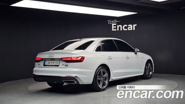 Audi A4 (B9) 45 TFSI Quattro Premium 2021 — фото 2