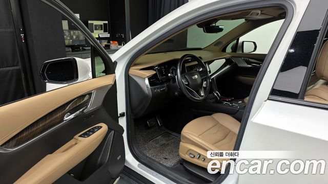 Cadillac XT6 3.6 Sport 2021 — фото 10