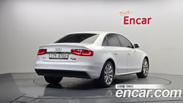 Audi A4 35 TDI Quattro Dynamic B8 2015 — фото 2