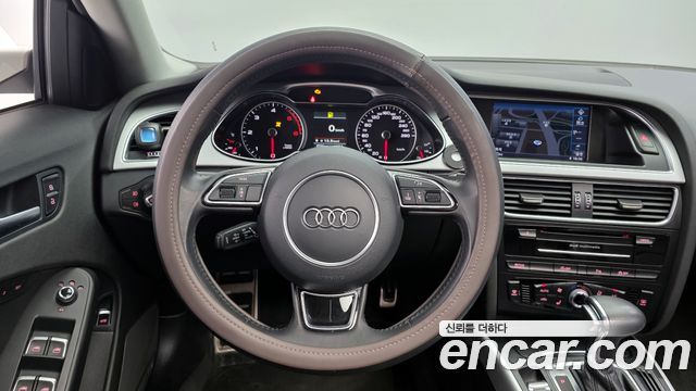 Audi A4 35 TDI Quattro Dynamic B8 2015 — фото 13